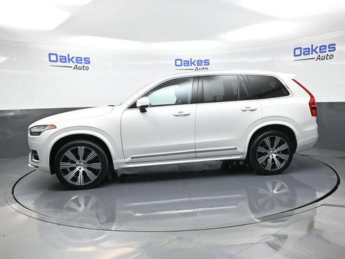 2022 Volvo XC90 T6 Inscription