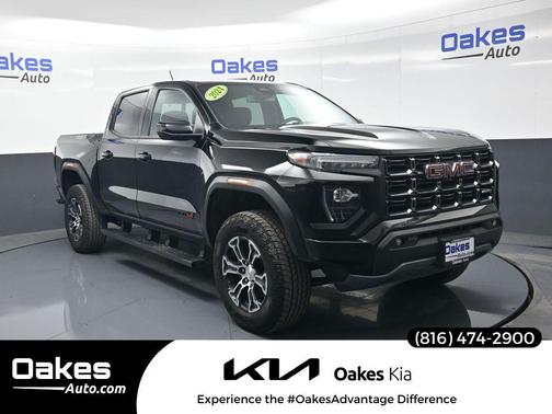 Onyx Black 2024 GMC Canyon AT4