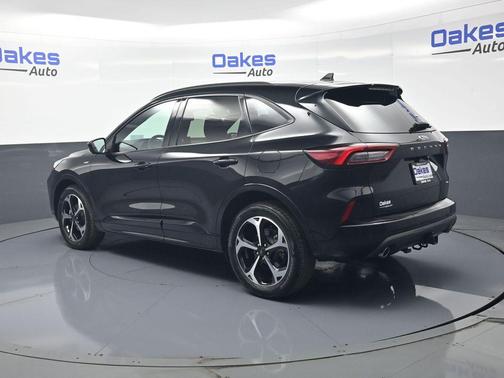 AGATE BLACK METALLIC 2023 Ford Escape ST-Line Elite