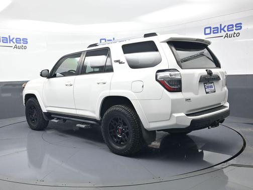 Super White 2018 Toyota 4Runner TRD Off Road Premium