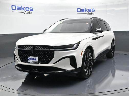 2024 Lincoln Nautilus Reserve