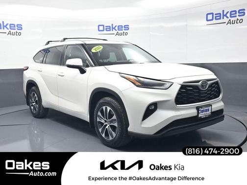Blizzard Pearl 2021 Toyota Highlander XLE