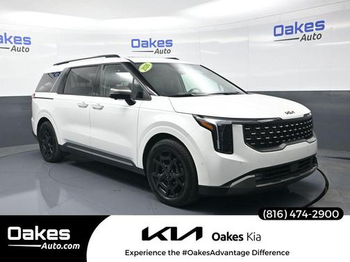 Snow White Pearl 2026 Kia Carnival SX