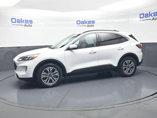 OXFORD WHITE 2020 Ford Escape SEL