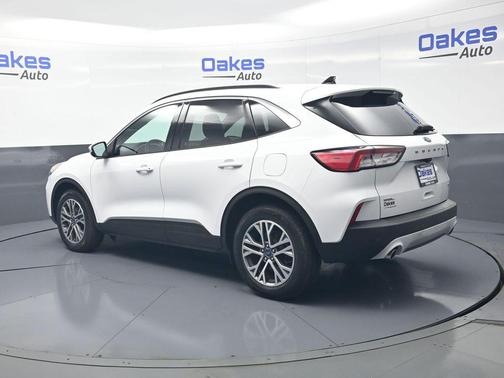 OXFORD WHITE 2020 Ford Escape SEL