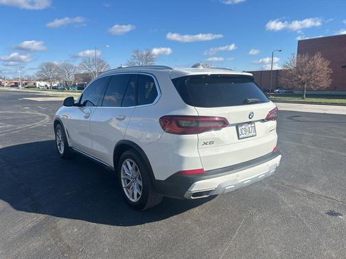 Alpine White 2020 BMW X5 xDrive40i
