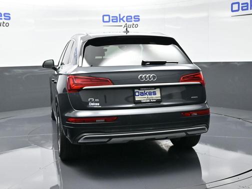 2024 Audi Q5 40 Premium Plus