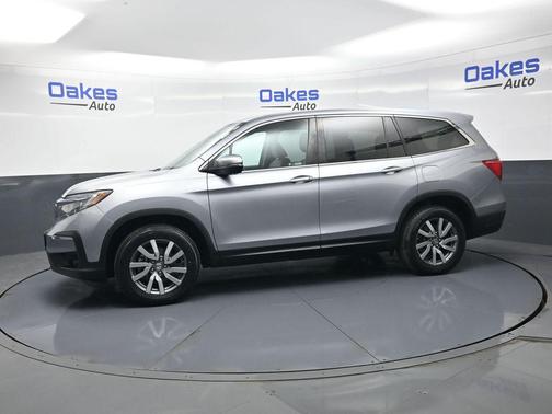 Lunar Silver Metallic 2019 Honda Pilot EX