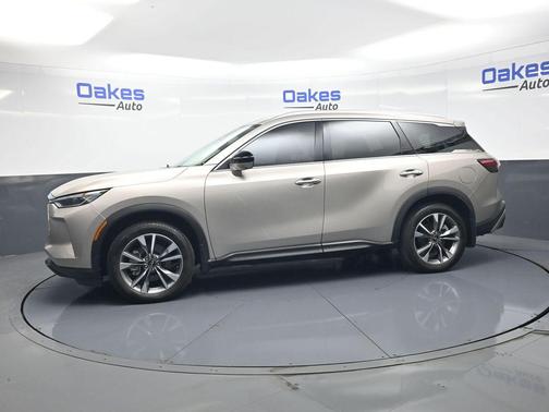 Warm Titanium 2025 INFINITI QX60 Luxe