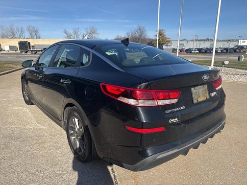 2019 Kia Optima LX