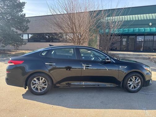 2019 Kia Optima LX