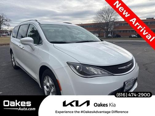 2020 Chrysler Pacifica Touring-L Plus