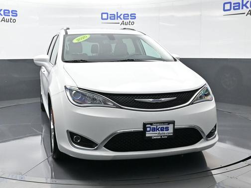 2020 Chrysler Pacifica Touring-L Plus