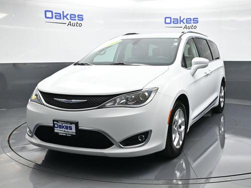 2020 Chrysler Pacifica Touring-L Plus