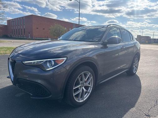2018 Alfa Romeo Stelvio Ti Sport
