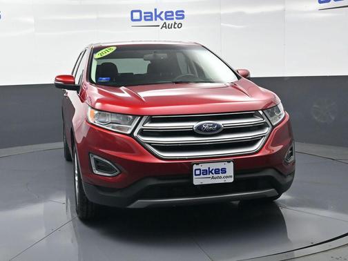 RUBY RED METALLIC TINTED CC 2018 Ford Edge SEL