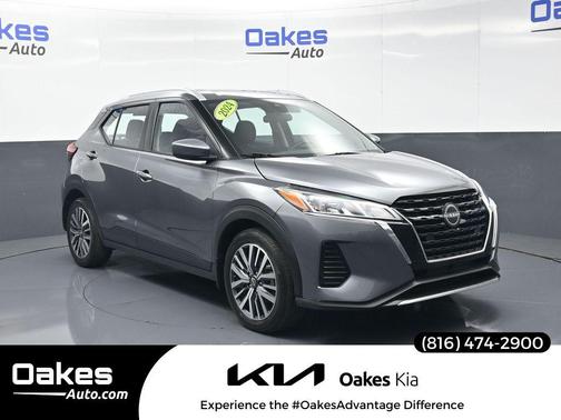 Gun Metallic 2024 Nissan Kicks SV