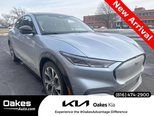 2022 Ford Mustang Mach-E Premium