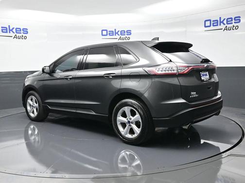 2018 Ford Edge SE