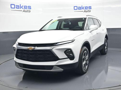 Summit White 2024 Chevrolet Blazer 3LT