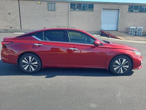 2022 Nissan Altima 2.5 SL
