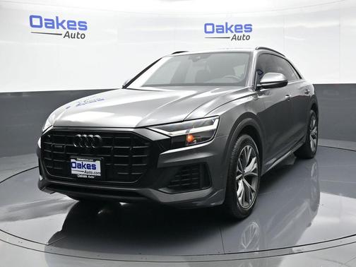 2021 Audi Q8 55 Premium