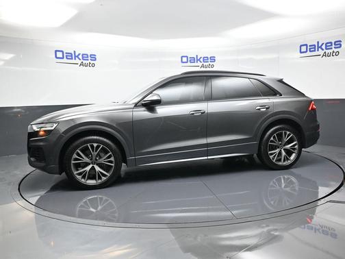 2021 Audi Q8 55 Premium