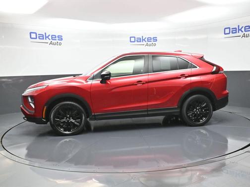 2022 Mitsubishi Eclipse Cross LE