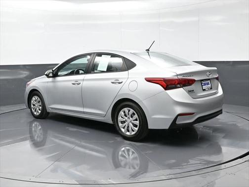 2020 Hyundai Accent SE