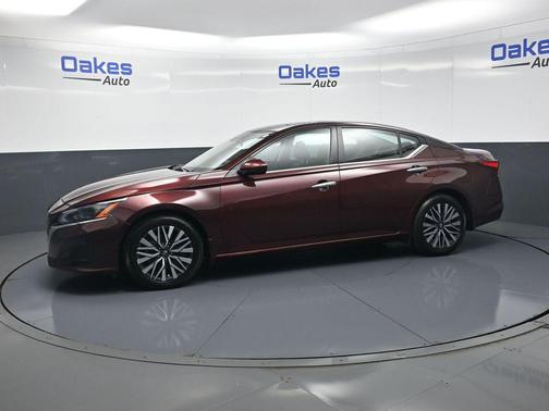 Garnet Pearl Metallic 2024 Nissan Altima 2.5 SV