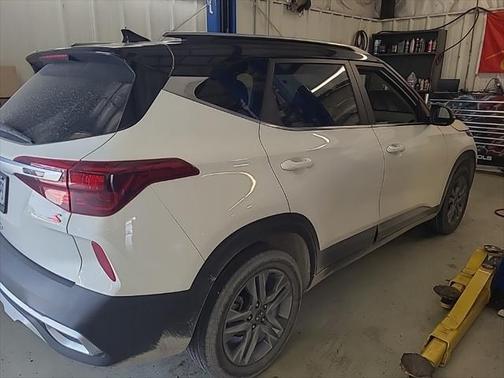 2021 Kia Seltos S