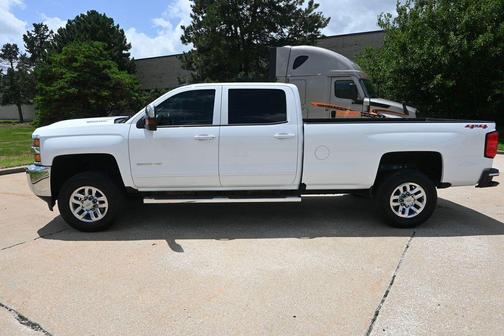 Summit White 2019 Chevrolet Silverado 3500 LT