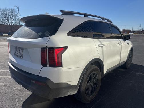2022 Kia Sorento S