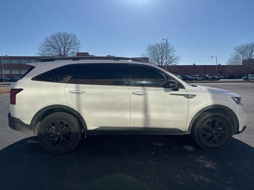2022 Kia Sorento S