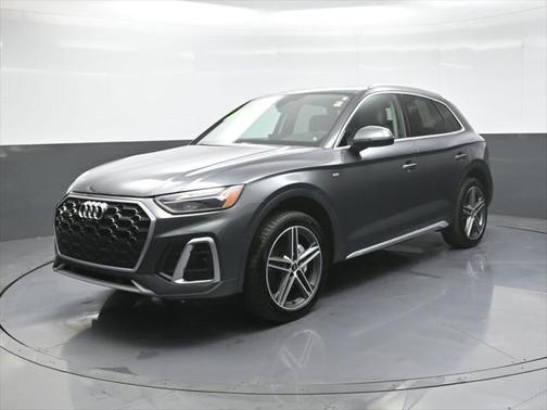 2022 Audi Q5 e 55 S line Premium Plus