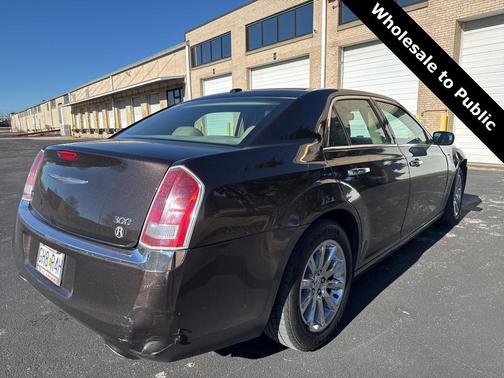 2012 Chrysler 300 Limited