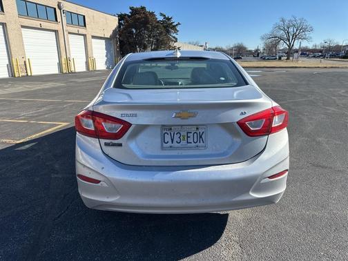 2016 Chevrolet Cruze LT Auto