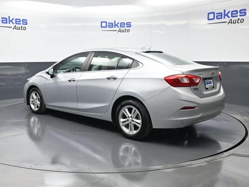 2016 Chevrolet Cruze LT Auto