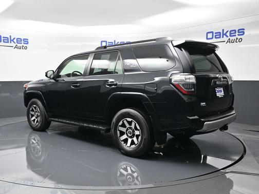 2024 Toyota 4Runner TRD Off Road