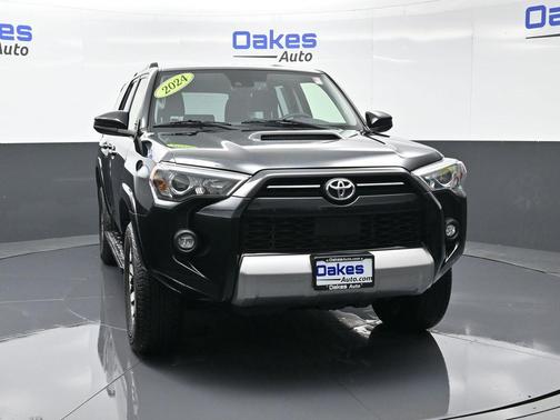 2024 Toyota 4Runner TRD Off Road