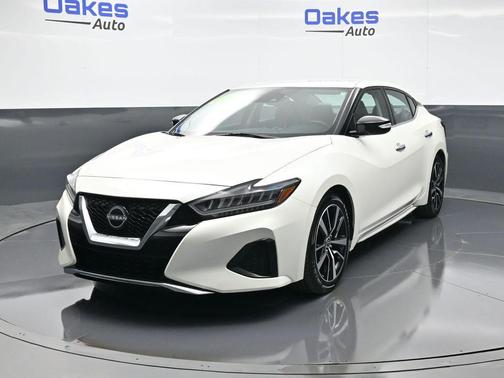 2023 Nissan Maxima SV Xtronic CVT