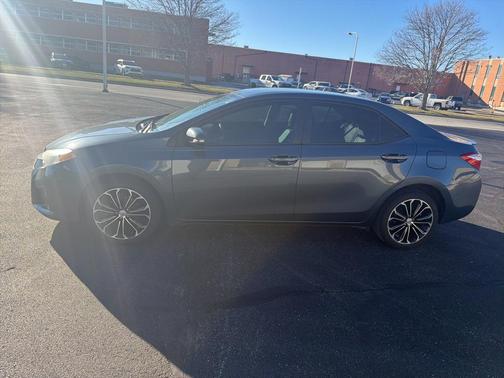 2016 Toyota Corolla S Plus