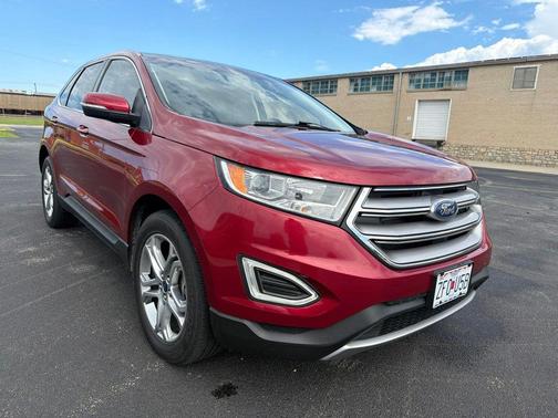 RUBY RED METALLIC TINTED CC 2017 Ford Edge Titanium