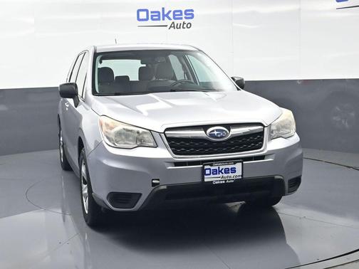 Ice Silver Metallic 2014 Subaru Forester 2.5i
