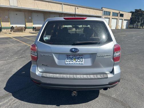 Ice Silver Metallic 2014 Subaru Forester 2.5i