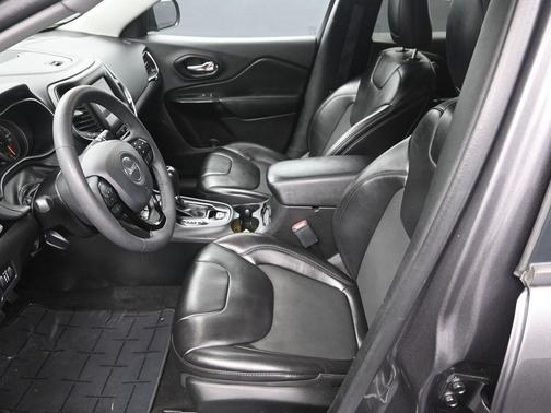 2021 Jeep Cherokee Altitude