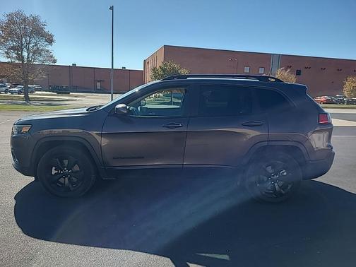 2021 Jeep Cherokee Altitude