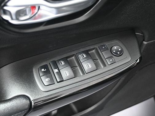 2021 Jeep Cherokee Altitude