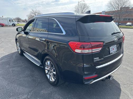 Ebony Black 2017 Kia Sorento SXL