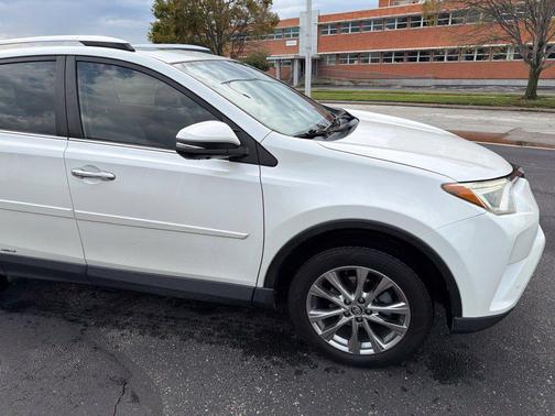Blizzard Pearl 2016 Toyota RAV4 Hybrid Limited